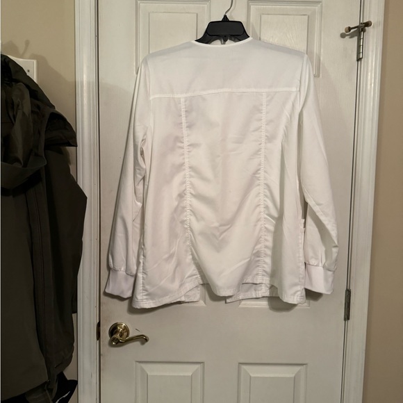 Women’s size xl lab coat - Picture 3 of 3